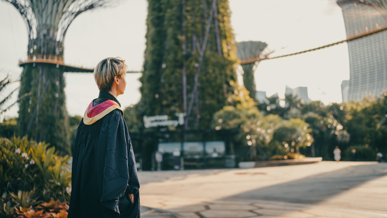 Graduation Bobbleheads: A Fun and Creative Way to Celebrate Your Achievements