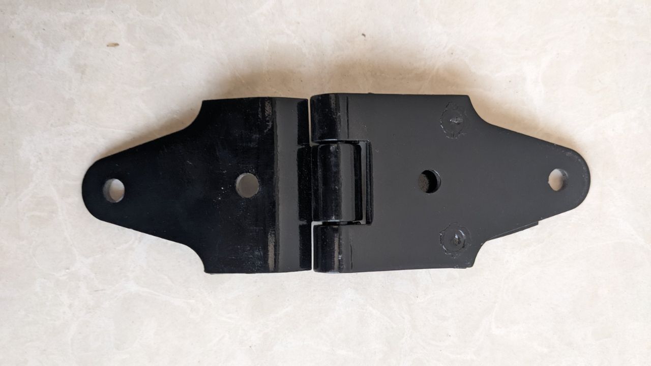 From Strength to Stability: The Core Features of the Whiting 15 Hinge